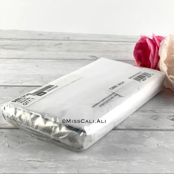 NWT COACH X Disney Accordion Zip Wallet With Cinderella Flying Birds Print - Picture 7 of 14